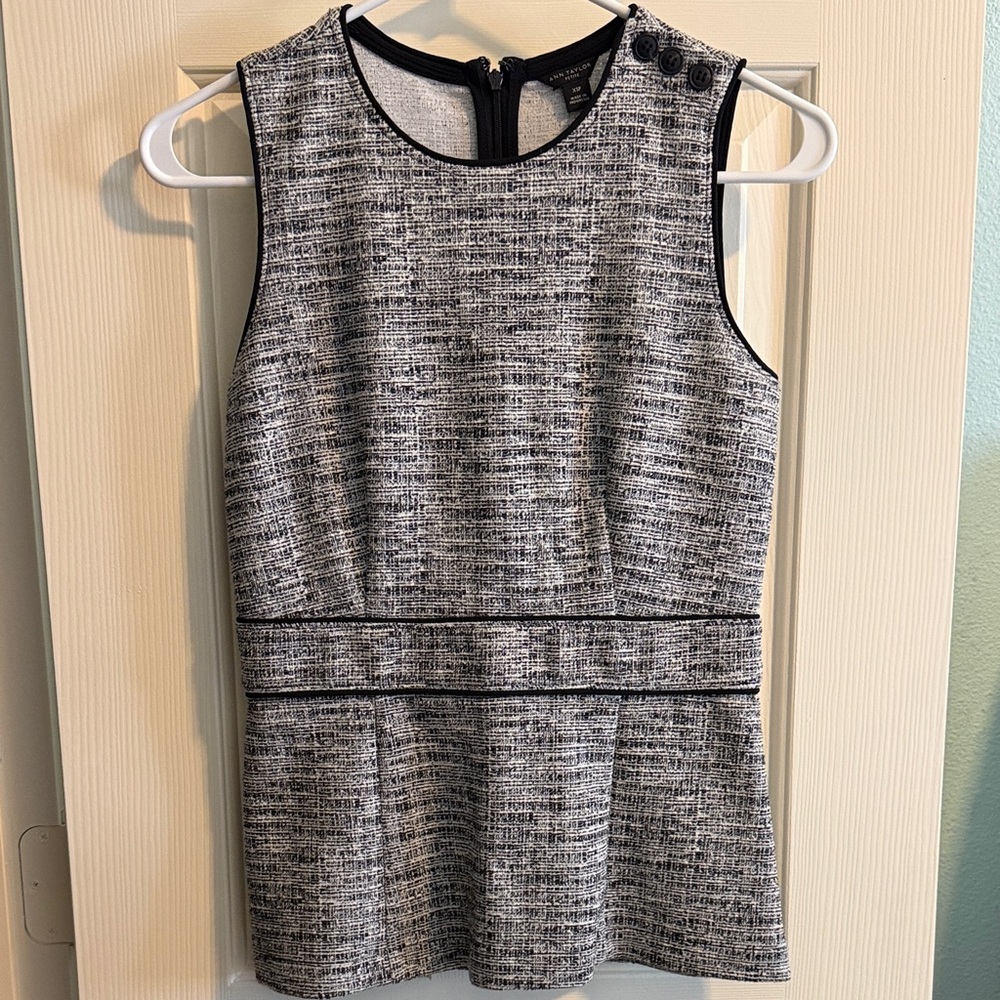 Ann Taylor Black and White Textured Top